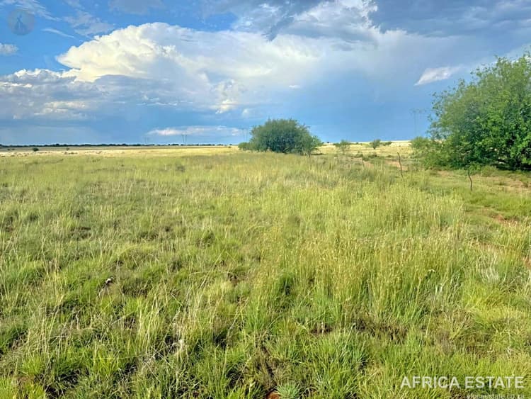793.0975 HA MIXED FARM WITH IRRIGATION, LIVESTOCK AND EQUIPMENT. PETRUSBURG / JACOBSDAL AREA