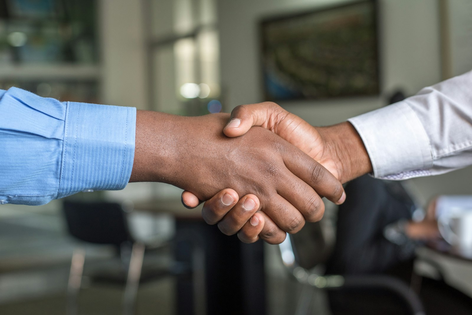 Understanding Real Estate Mandates: Choosing the Right Selling Strategy