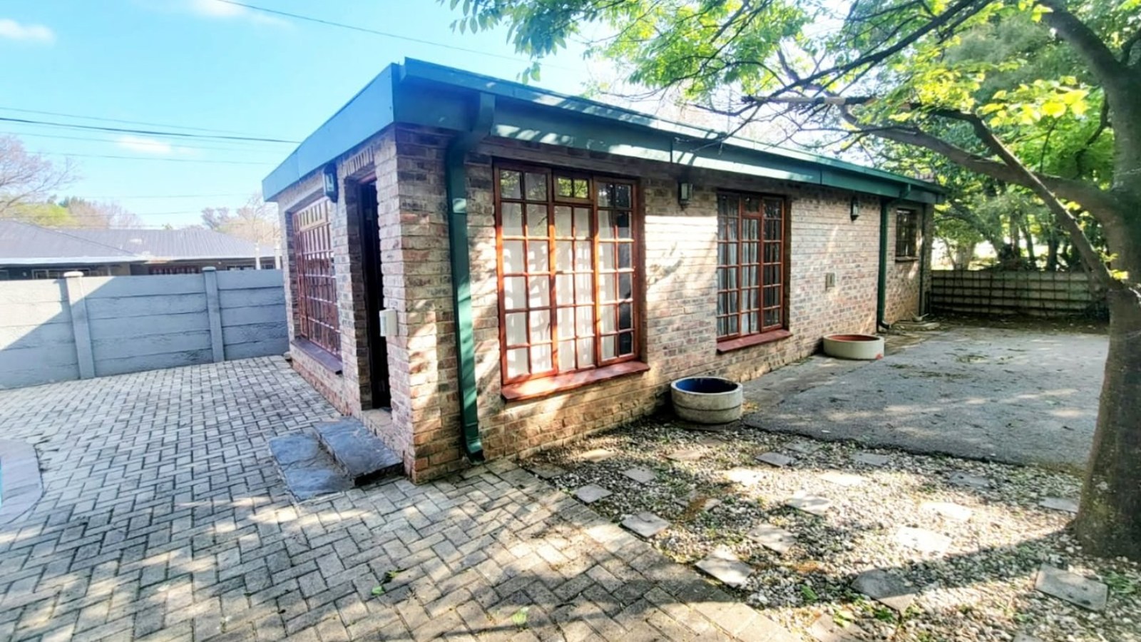 A House with a Flatlet: Income or Extra Work?