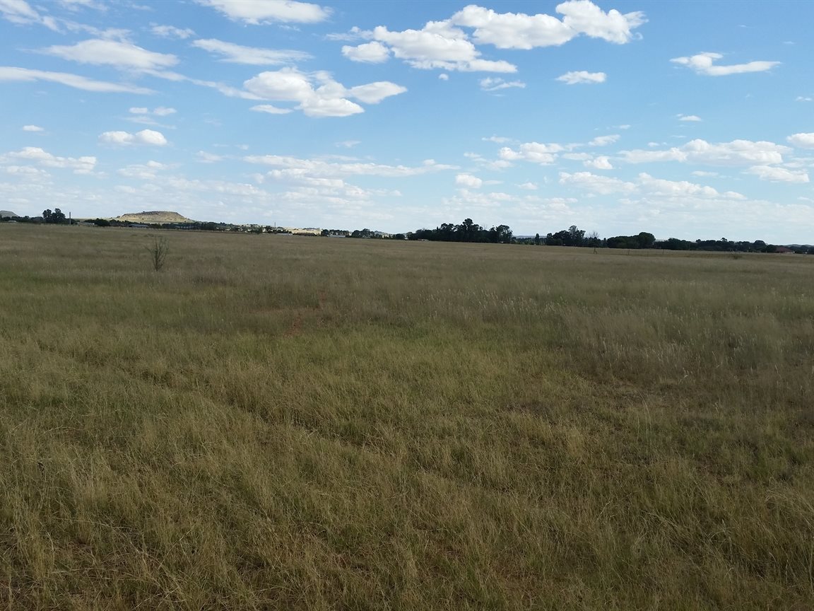 10.7 GRAZING VACANT LAND !
