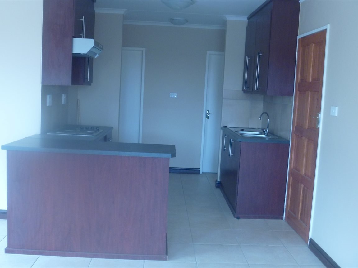 NEW HOUSE IN VISTA PARK FOR SALE photo 5