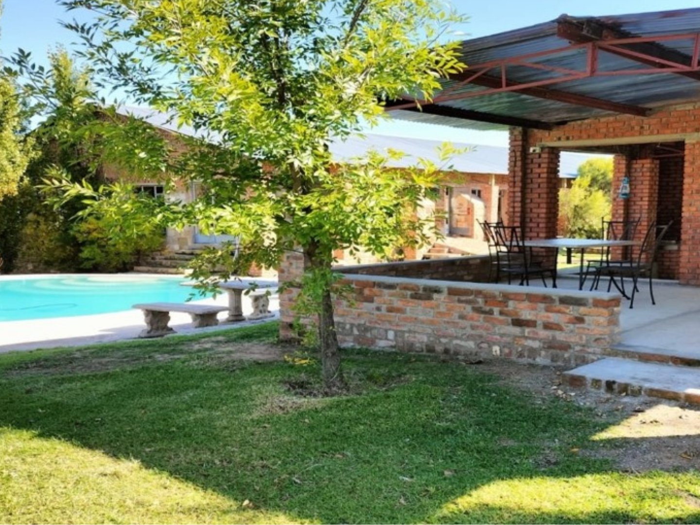 LARGE FARM WITH RESORT AND DIAMOND MINING RIGHTS FOR SALE  photo 3