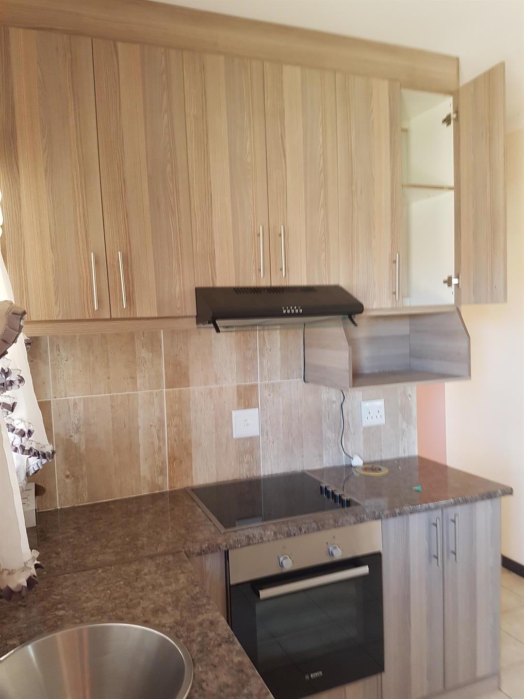 Brand new!! Beautifu and stylish 3 bedroom family home photo 3