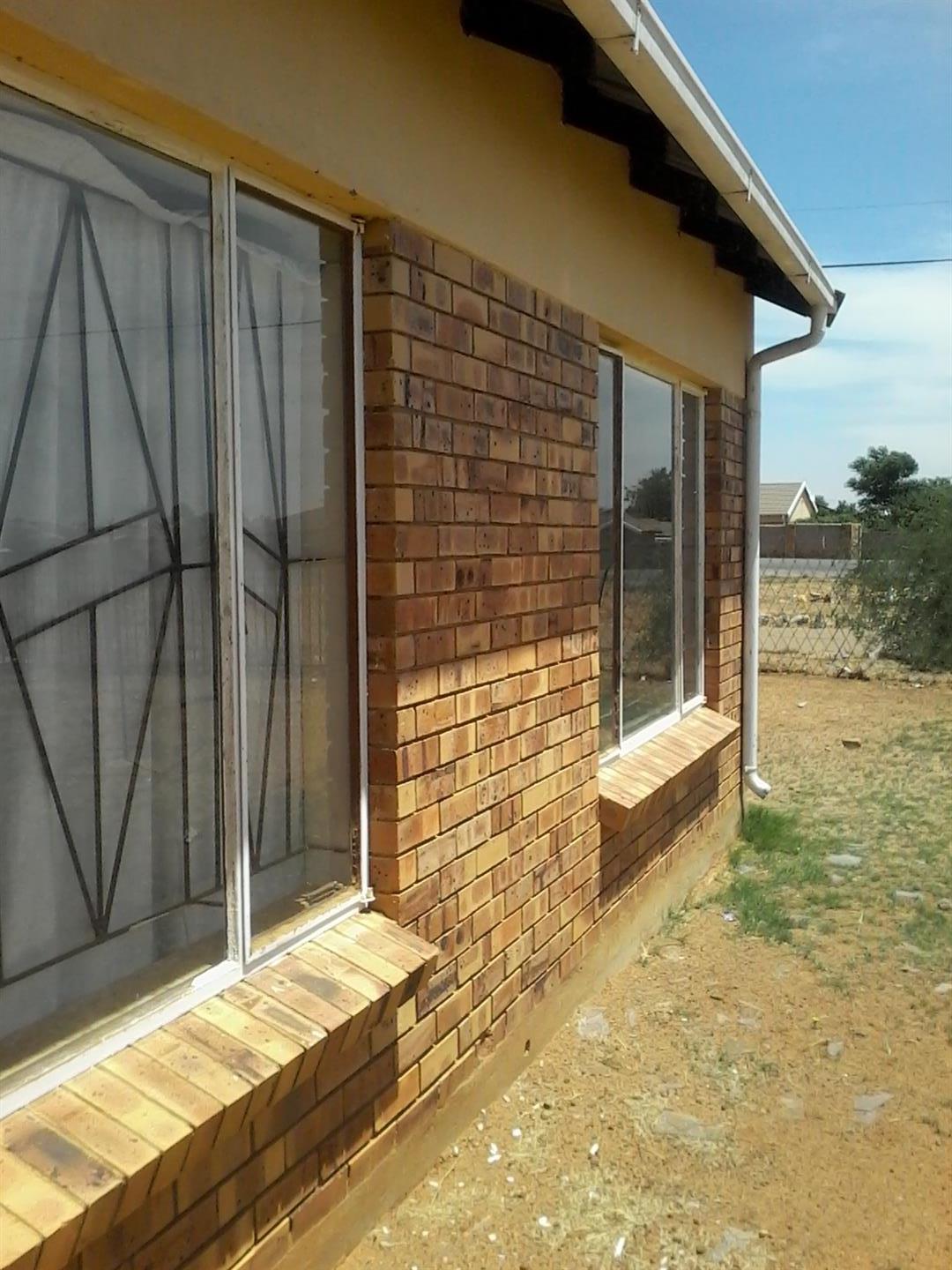 Bloemside!! fantastic!! Investment!! photo 3
