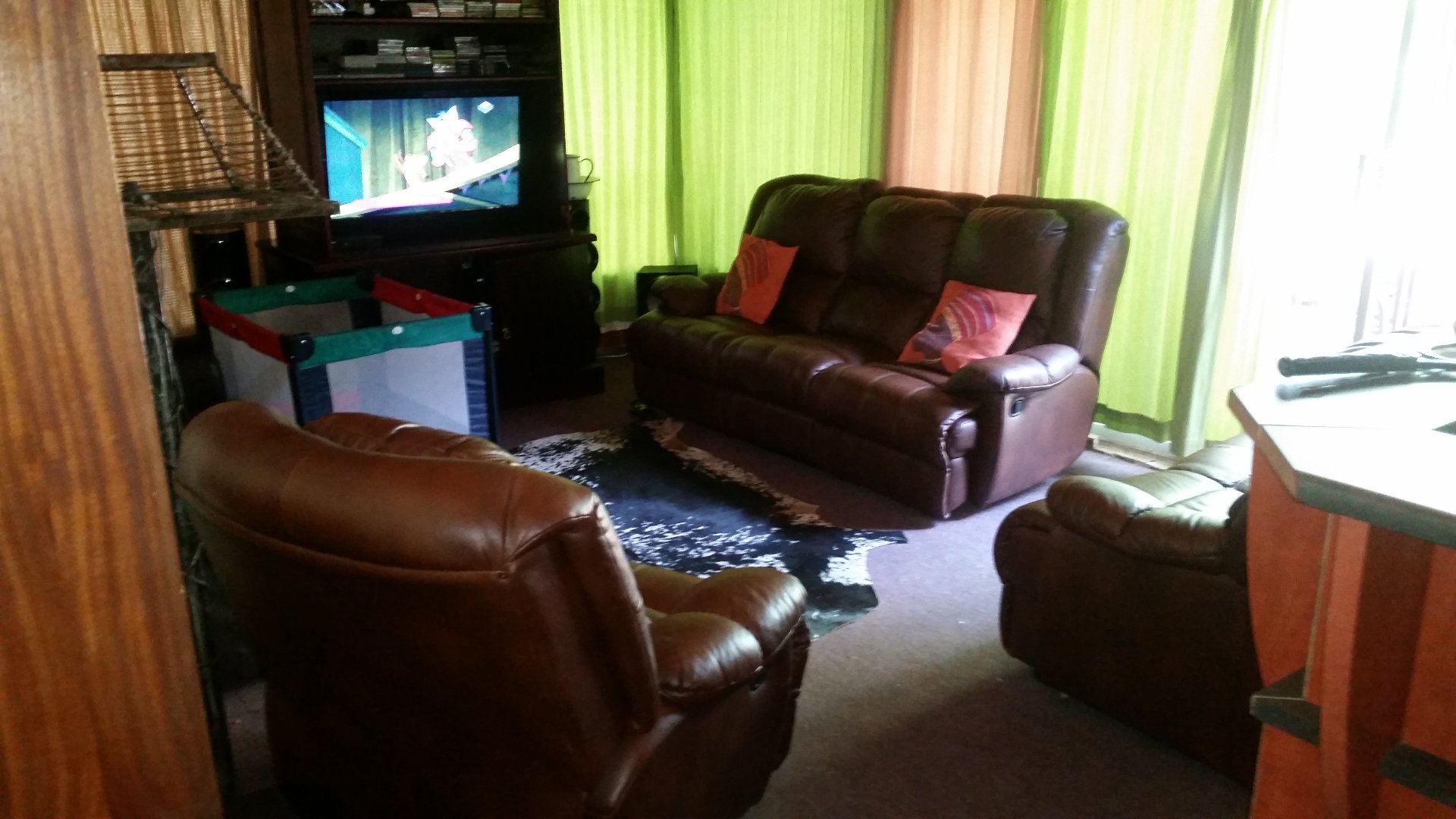 Close to town and offers a lot ! photo 5