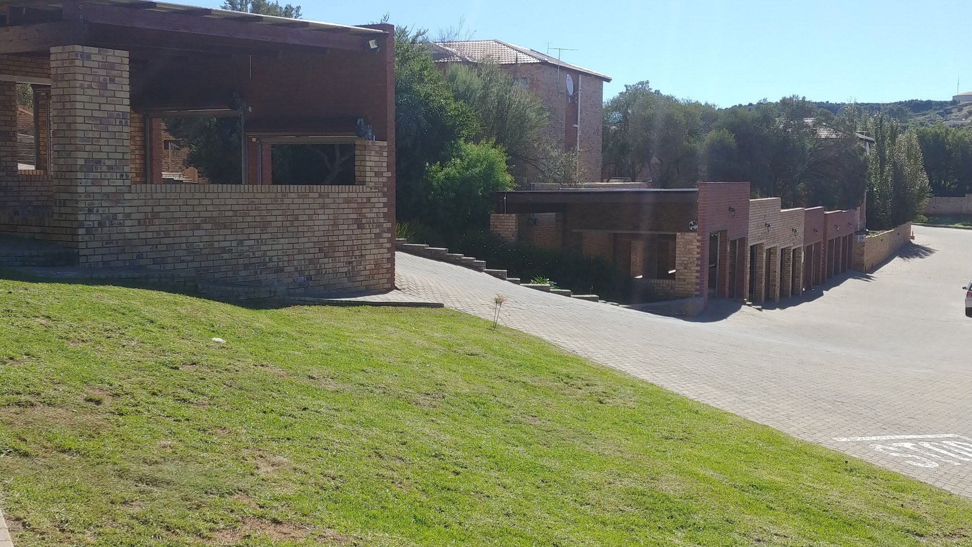 Excellent investment in popular Lilyvale photo 4