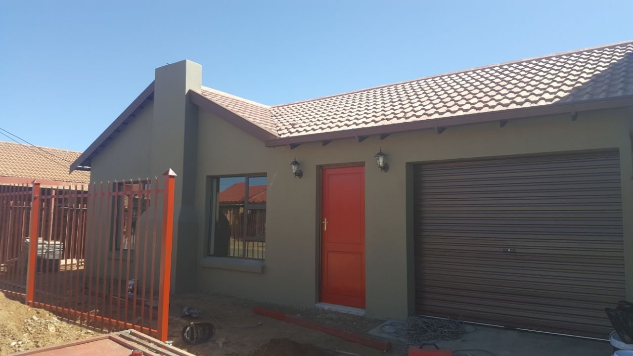 Beautiful ! Brand new ! Spacious 116sq home ! Lots of xtras ! photo 3