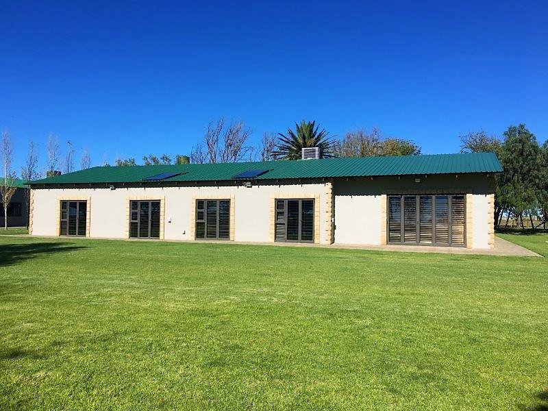 LIFESTYLE FARM IN BAINSVLEI 26 000 kub m water rights photo 3