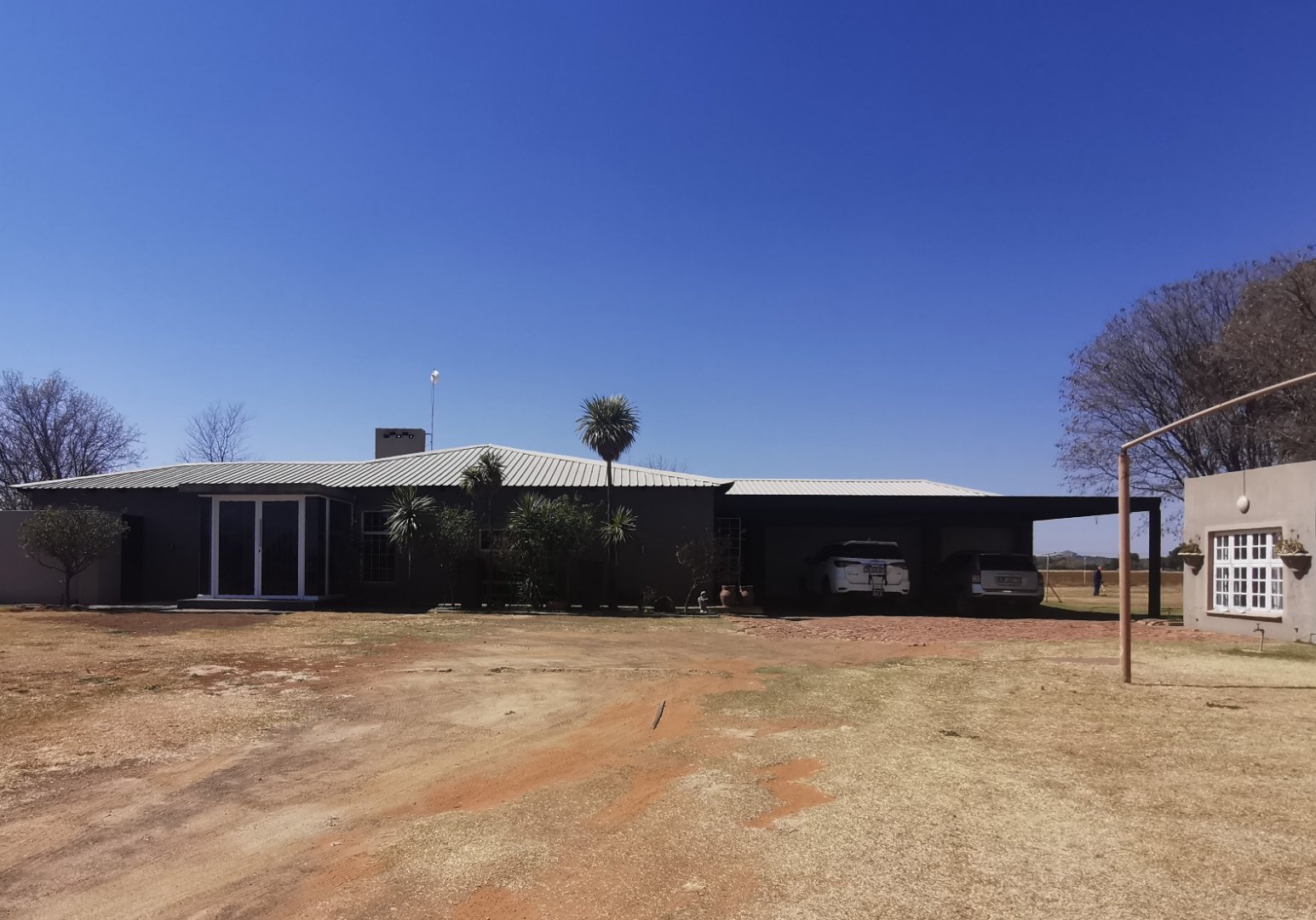 5 km from Langenhovenpark