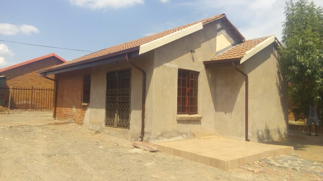 PHAHAMENG photo 2