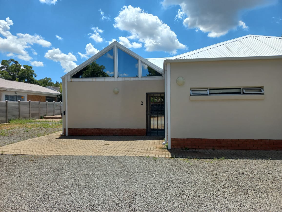 Two - 3 Bedroom Duets are available on a Exclusive Mandate! photo 4