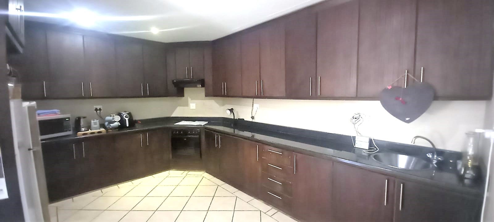 RENOVATED DOUBLE STOREY HOME WITH 2 FLATLETS  photo 3