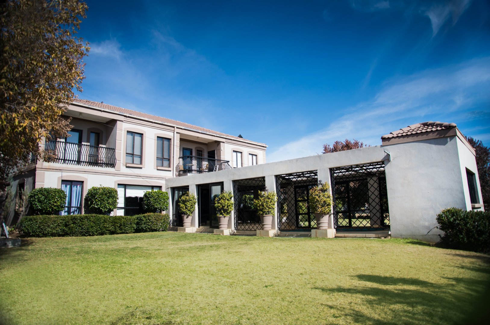 4 Star Guesthouse. Rent income operated