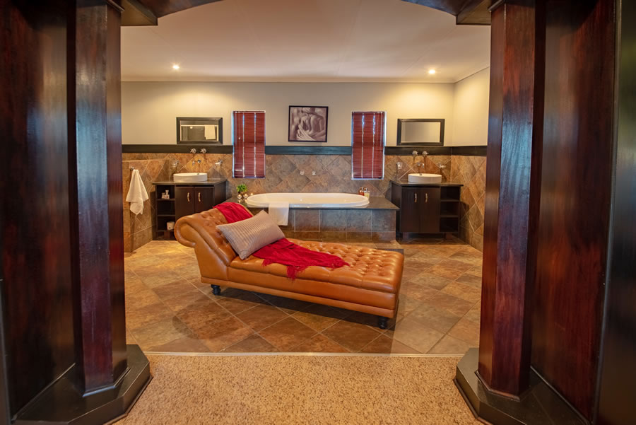 Beautiful exclusive venue and stylish guesthouse photo 3
