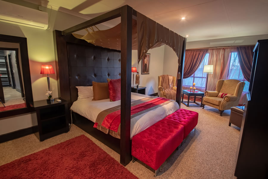 Beautiful exclusive venue and stylish guesthouse photo 2