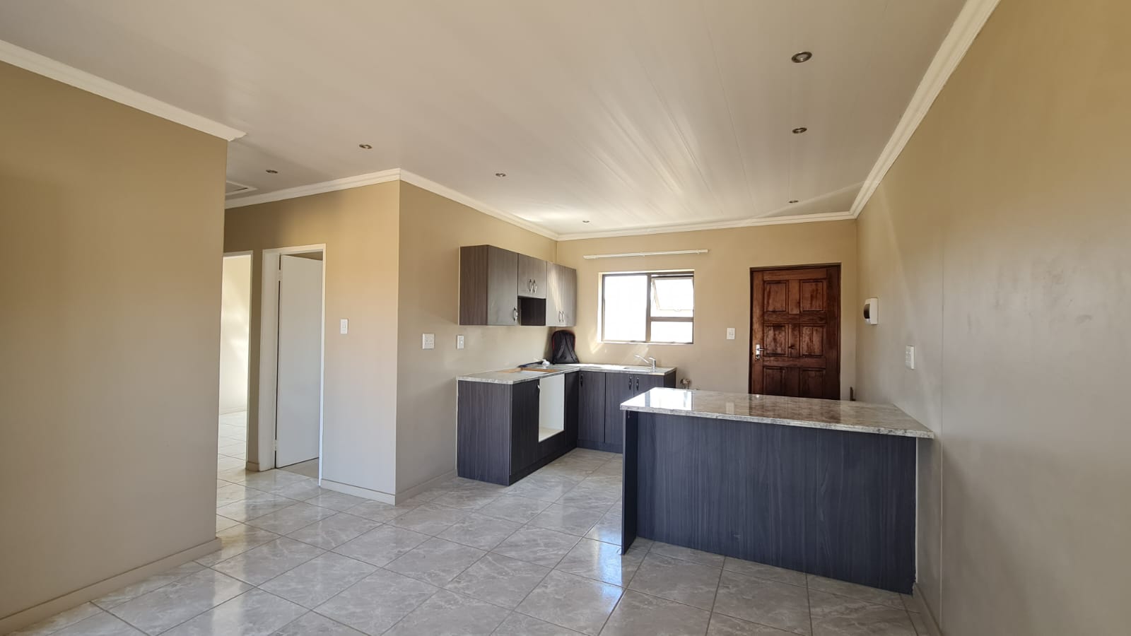 Welcome to your new Tuscan home in the popular Grasslands area photo 5