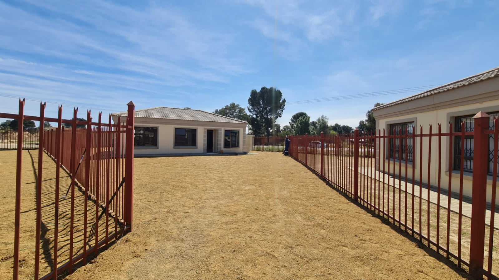 Welcome to your new Tuscan home in the popular Grasslands area
