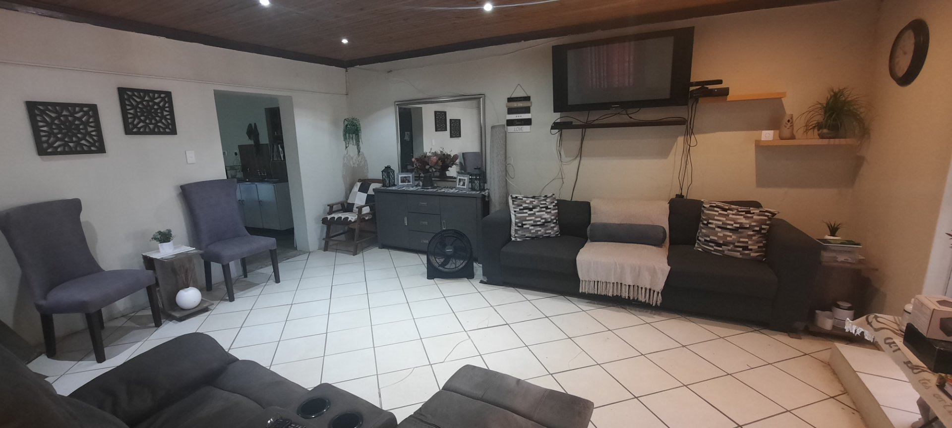 PLOT WITH 2 HOUSES, 1 BEDROOM FLAT & OFFICE FOR SALE IN ROODEWAL  photo 4