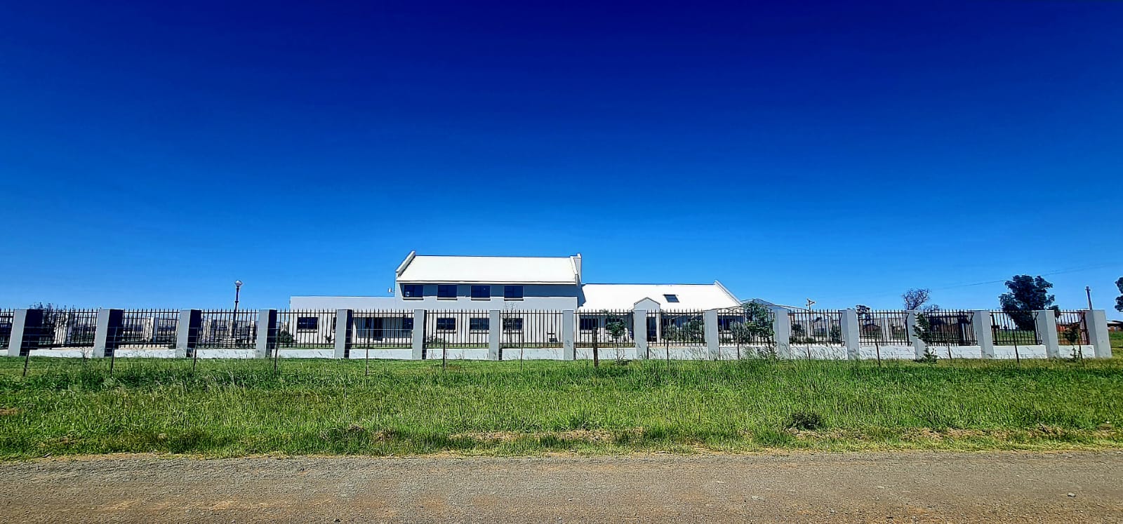 CHICKEN AND CROP FARM WITH FEEDLOT photo 3