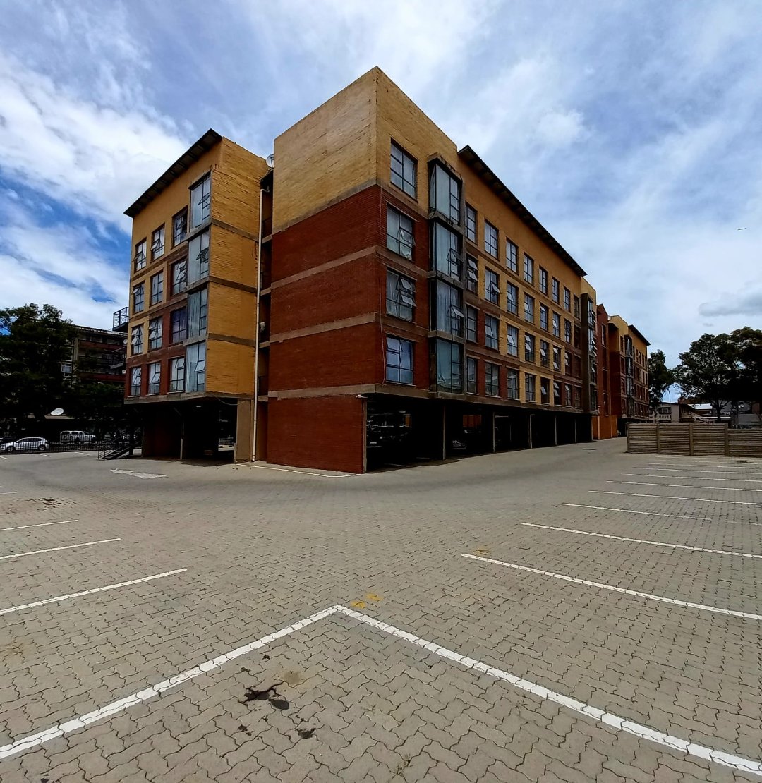 1 Bedroom apartment for sale photo 2