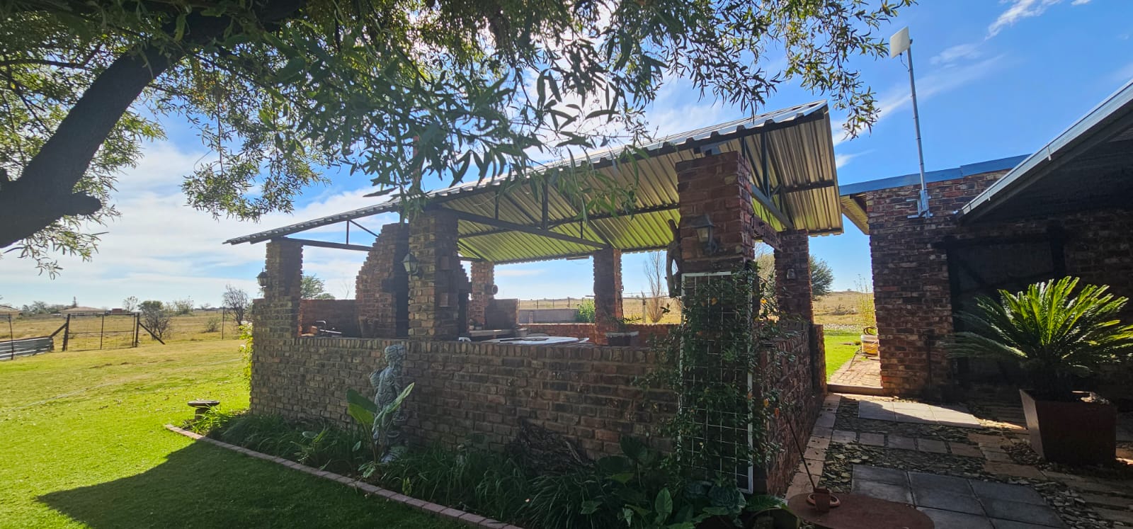 Beautiful smallholding that will provide you with everything you’ll ever need!  photo 5