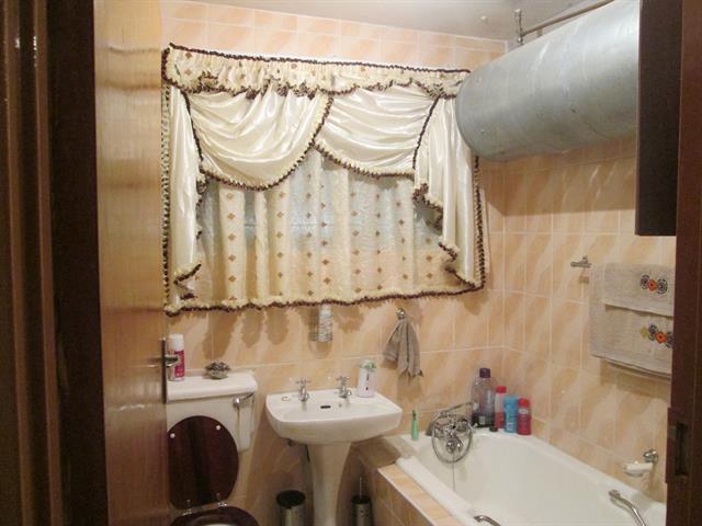 POPULAR FLAT OPPOSITE SCHOOL photo 4