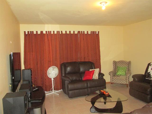 POPULAR FLAT OPPOSITE SCHOOL photo 3