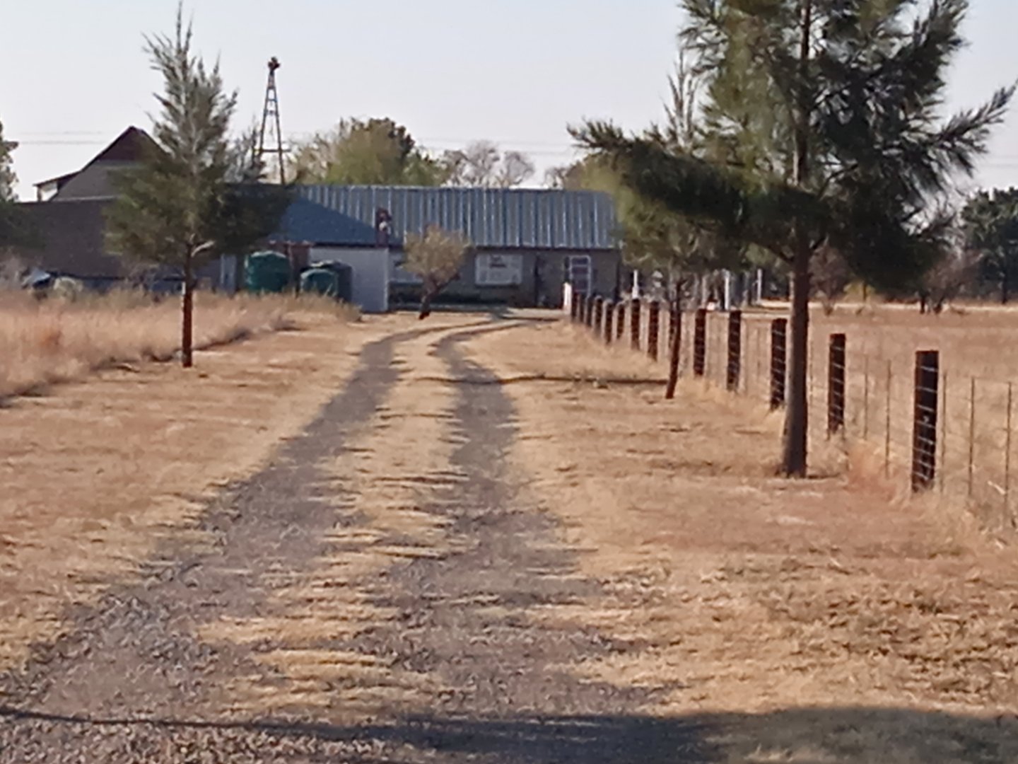 Plot in Kellysview with Flat