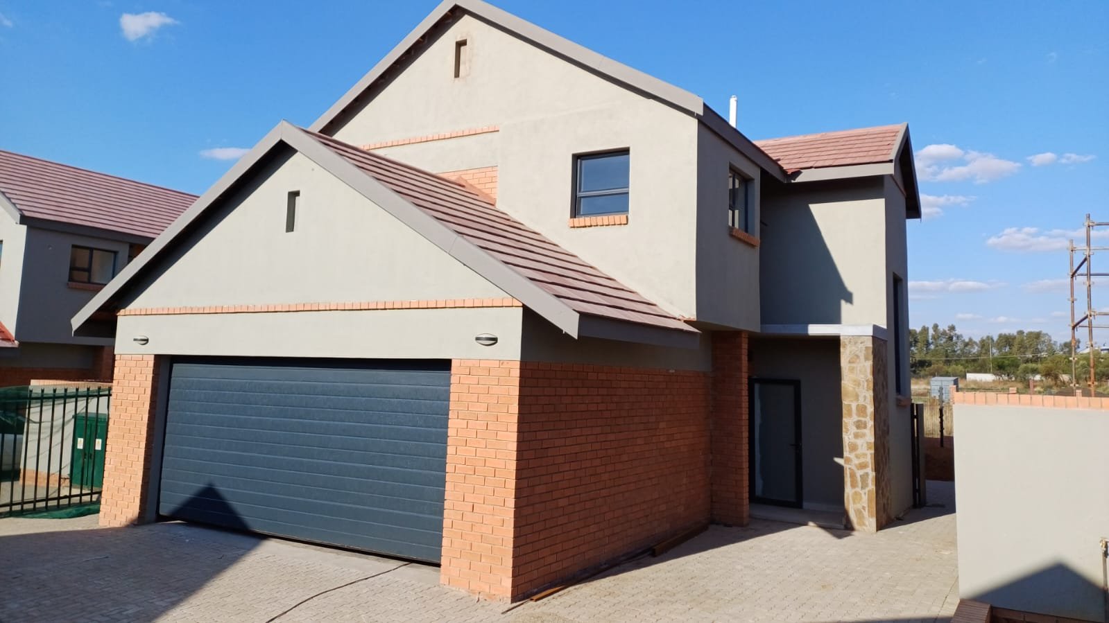 3 Bedroom Townhouse for sale in Somerton