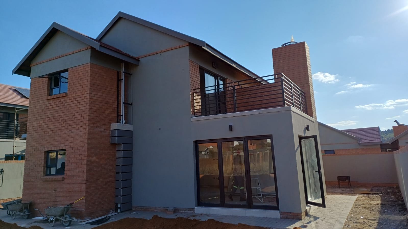 3 Bedroom Townhouse for sale in Somerton photo 3