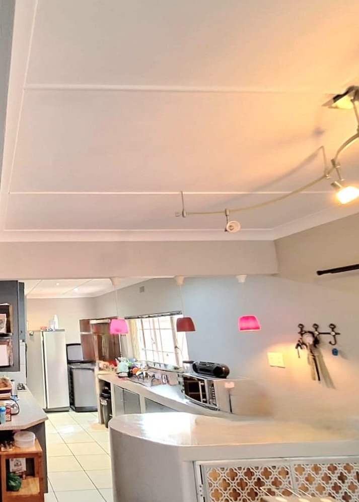 Family home in Upper Bayswater