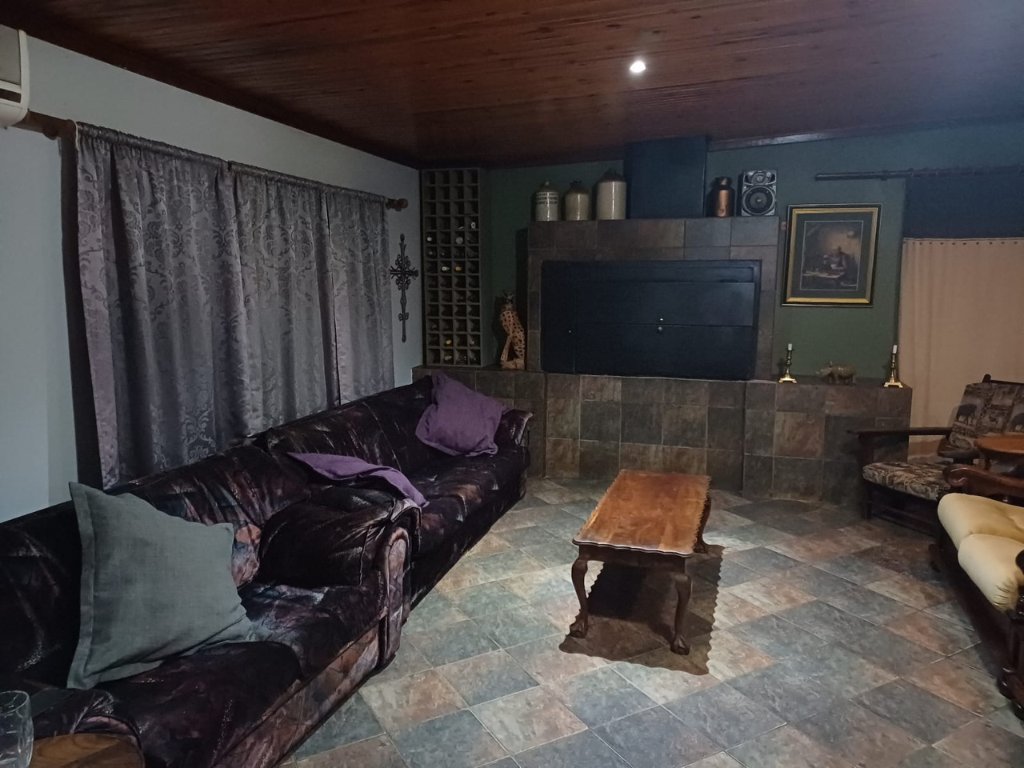 INVESTMENT OPPORTUNITY IN BAINSVLEI!  photo 5