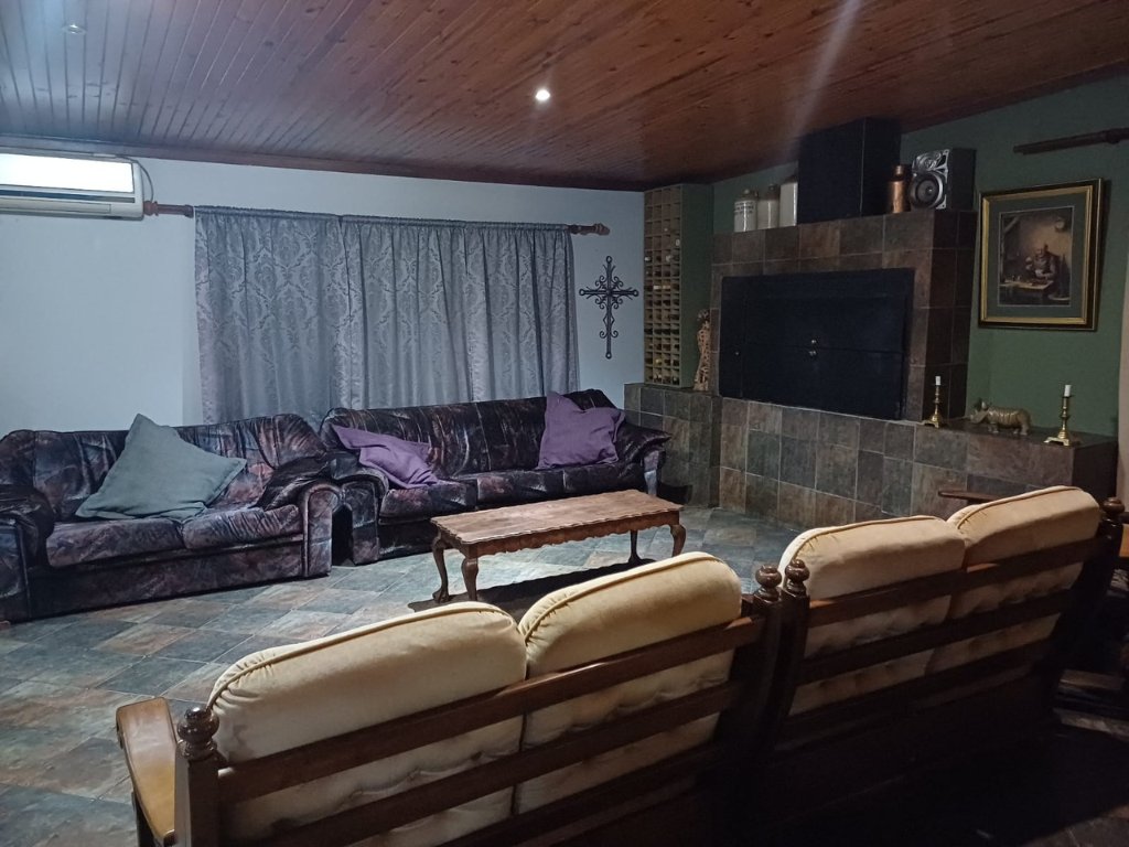 INVESTMENT OPPORTUNITY IN BAINSVLEI!  photo 3