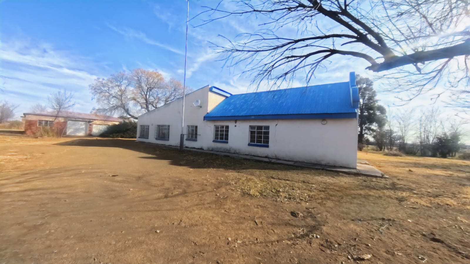 EXCEPTIONAL AGRICULTURAL OPPORTUNITY IN EDENBURG DISTRICT ONLY 80KM FROM BLOEMFONTEIN photo 5