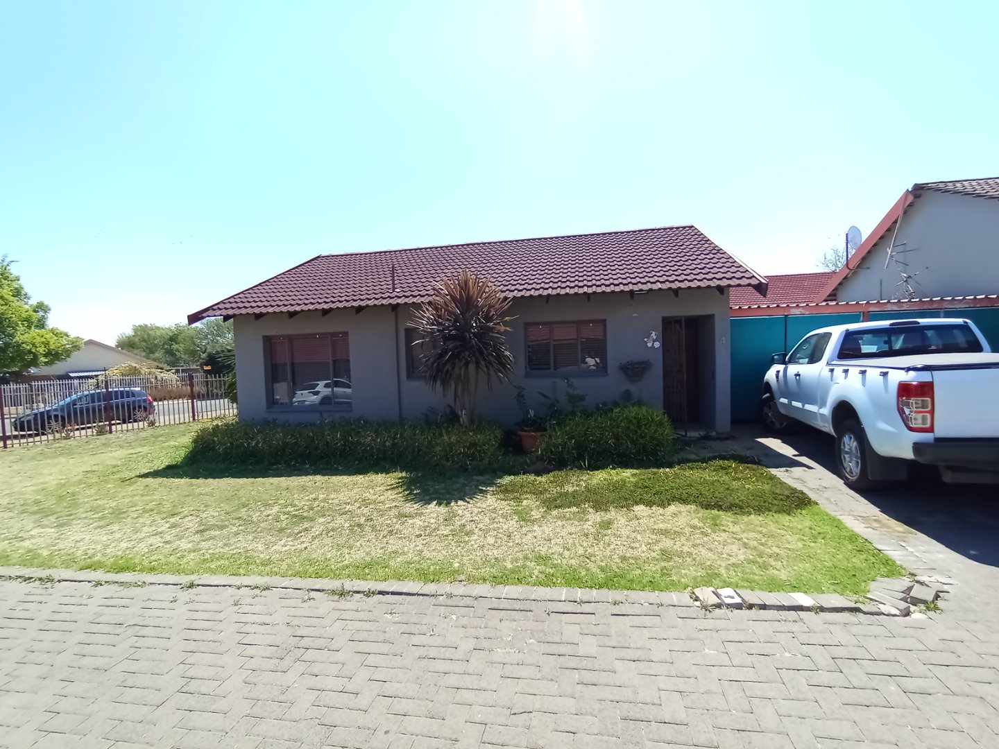 2 Bedroom TownHouse For Sale Fauna photo 3