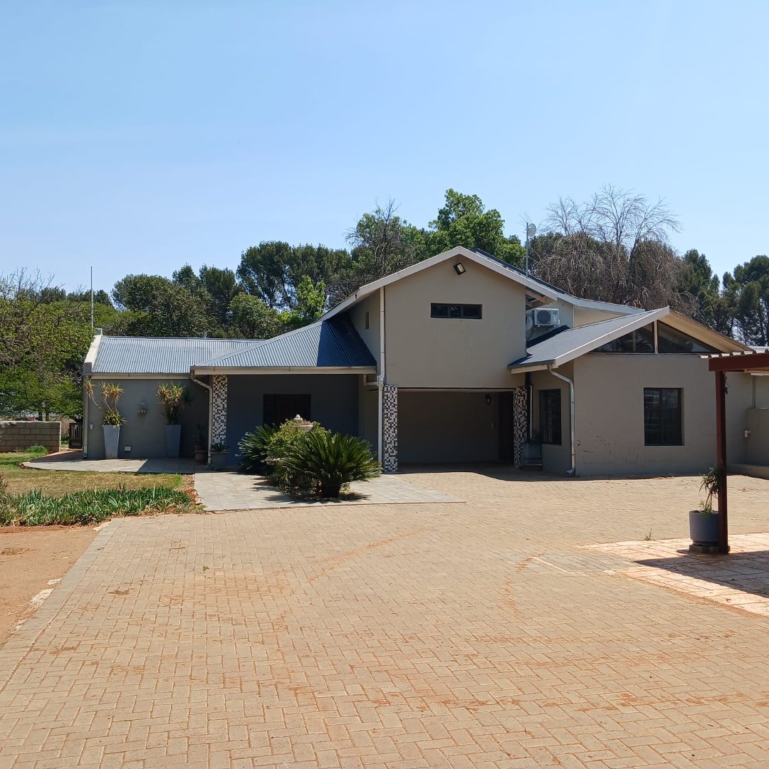 85.6532 HA IRRIGATION FARM FOR SALE – RUNNING CONCERN