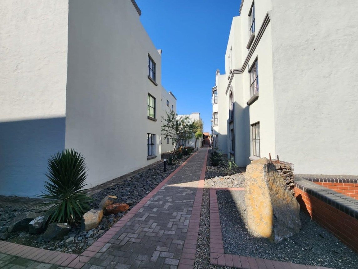 PERFECT INVESTMENT OPPORTUNITY FOR PARENTS AND INVESTORS - IDEAL STUDENT ACCOMMODATION WITH PREPAID UTILITIES  photo 4