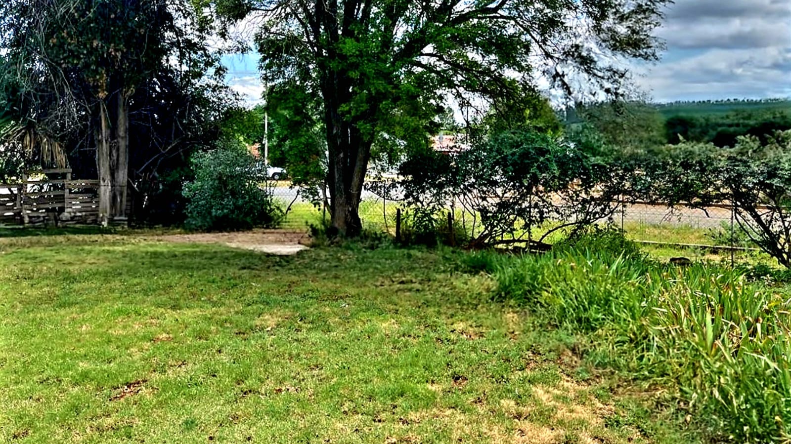 PRIME FAMILY HOME IN BOSHOF – 3 BEDROOMS, GREAT VALUE photo 3