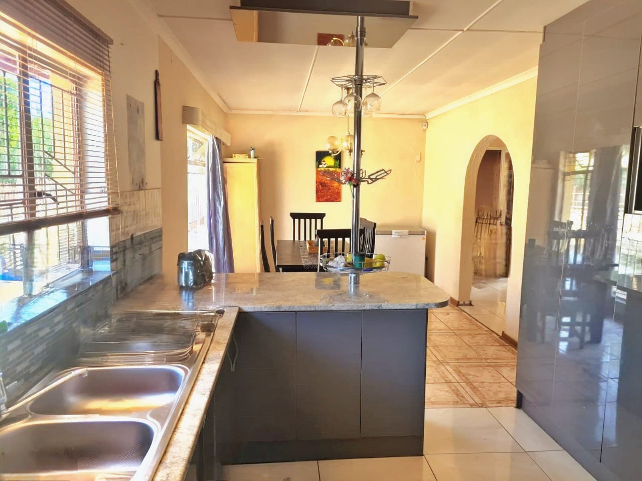 SPACIOUS 3-BEDROOM HOME WITH DOUBLE GARAGE AND POTENTIAL TO DIVIDE ERF IN TWO photo 5