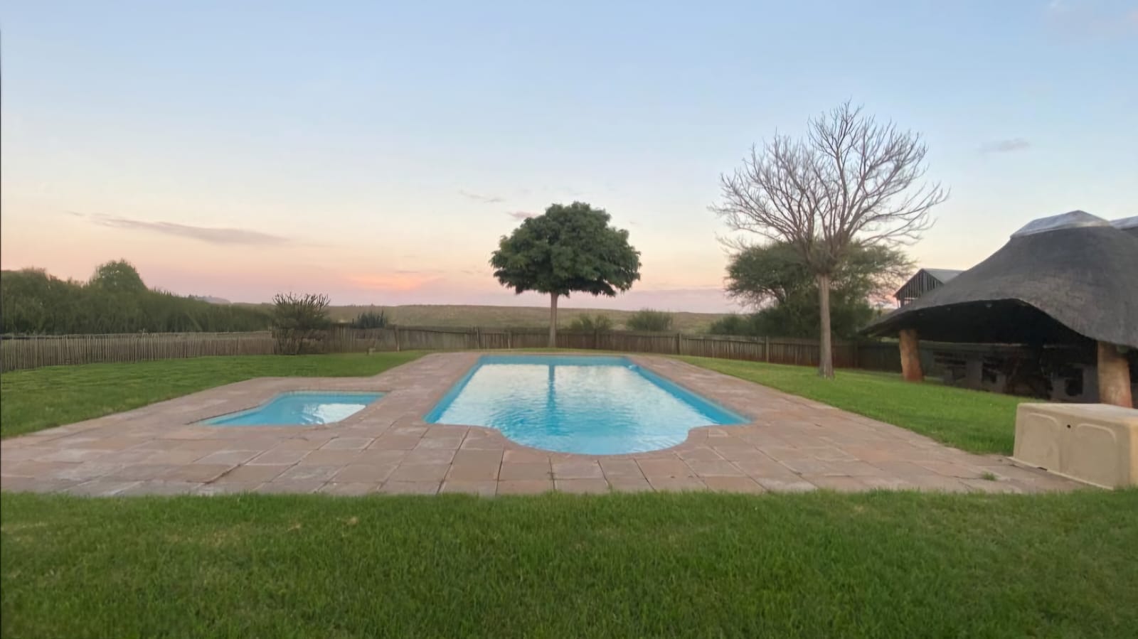 FARM AND PRIVATE GAME RESERVE INCLUDING MINING RIGHTS AND 29 HA REGISTERED WATERRIGHTS FOR SALE ON THE VAAL RIVER photo 3
