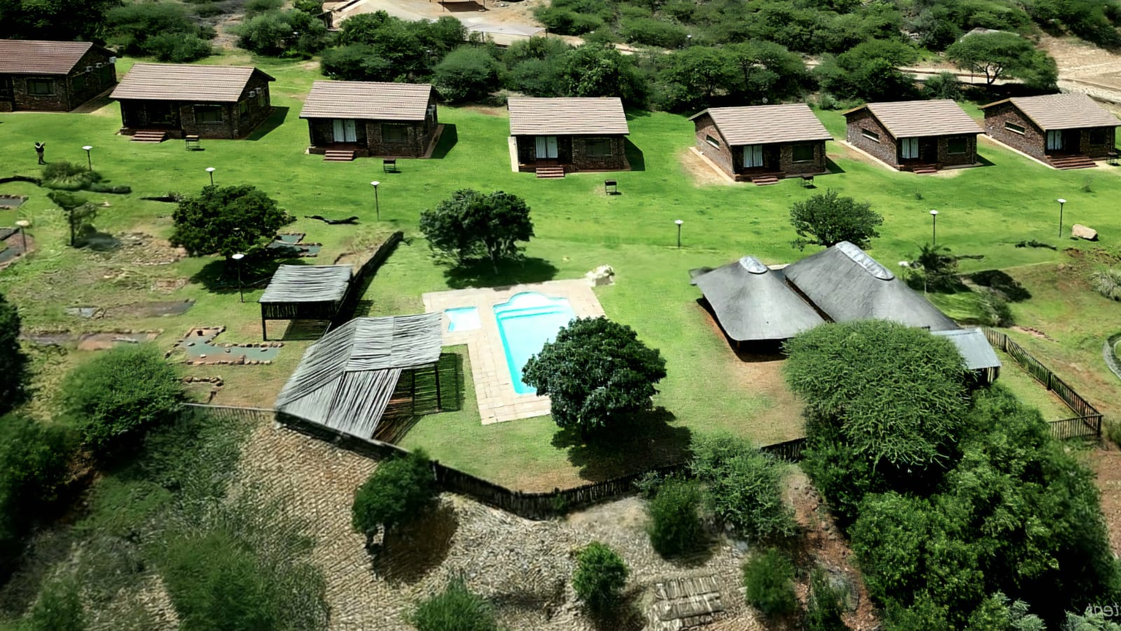 FARM AND PRIVATE GAME RESERVE INCLUDING MINING RIGHTS AND 29 HA REGISTERED WATERRIGHTS FOR SALE ON THE VAAL RIVER photo 5