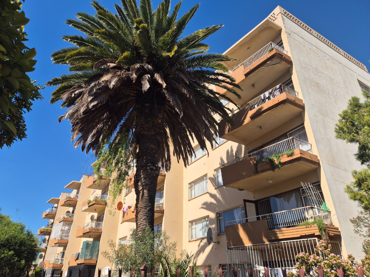 3 Bedroom Apartment for Sale in Navalsig photo 2