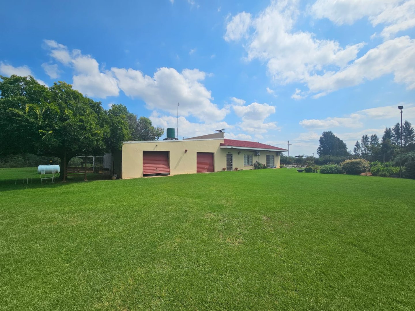 518HA IRRIGATION AND LIVESTOCK FARM – FULL WATER RIGHTS - FULLY EQUIPPED
