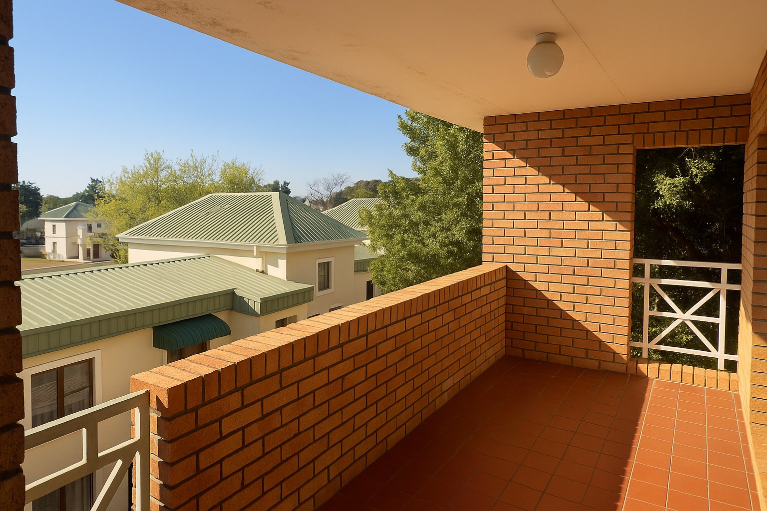 PRIME 4-BEDROOM WITH SOLAR BACKUP IN WILLOWS