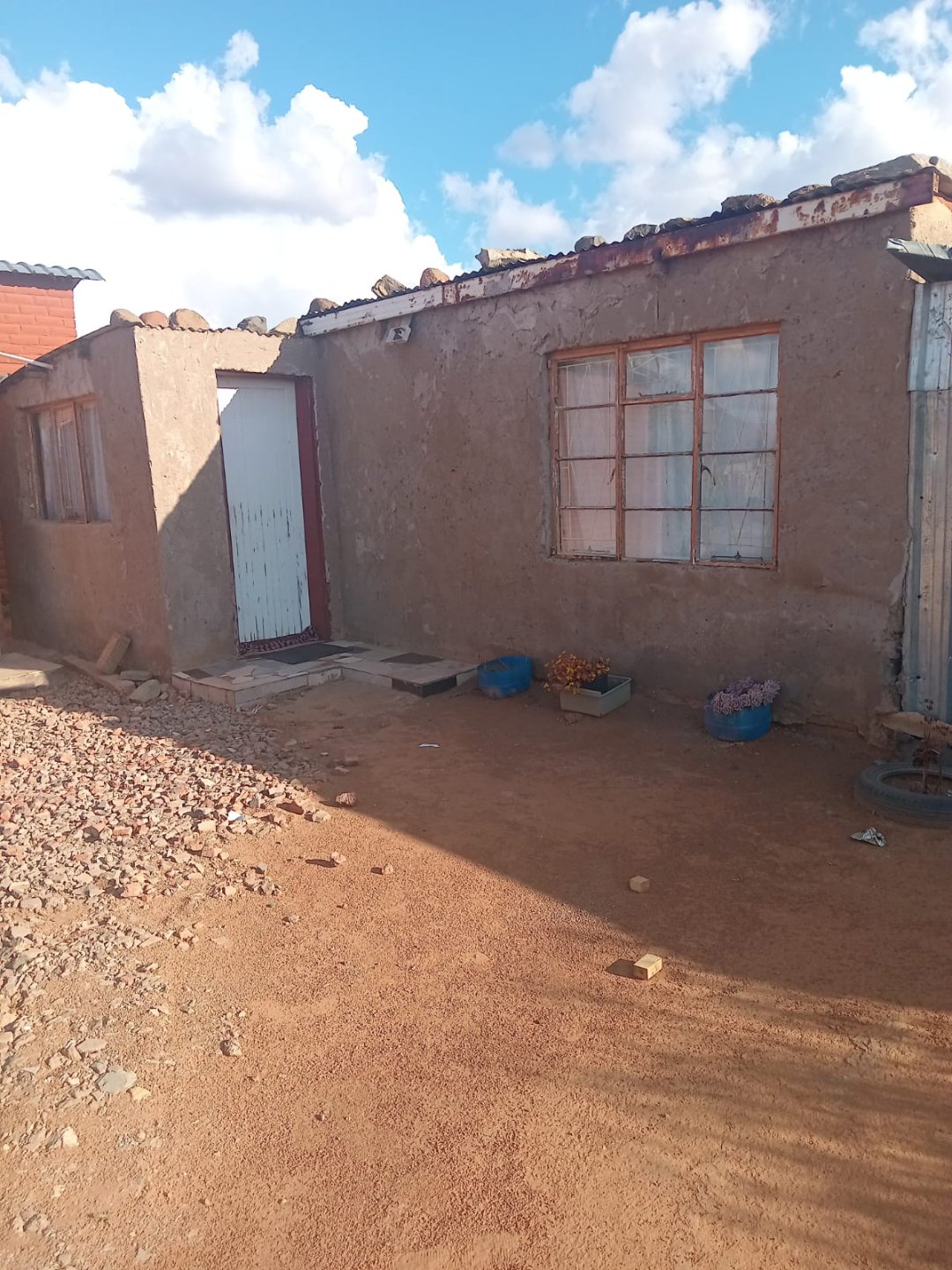 AFFORDABLE 2-BEDROOM HOME, GREAT VALUE, READY TO MOVE IN photo 4