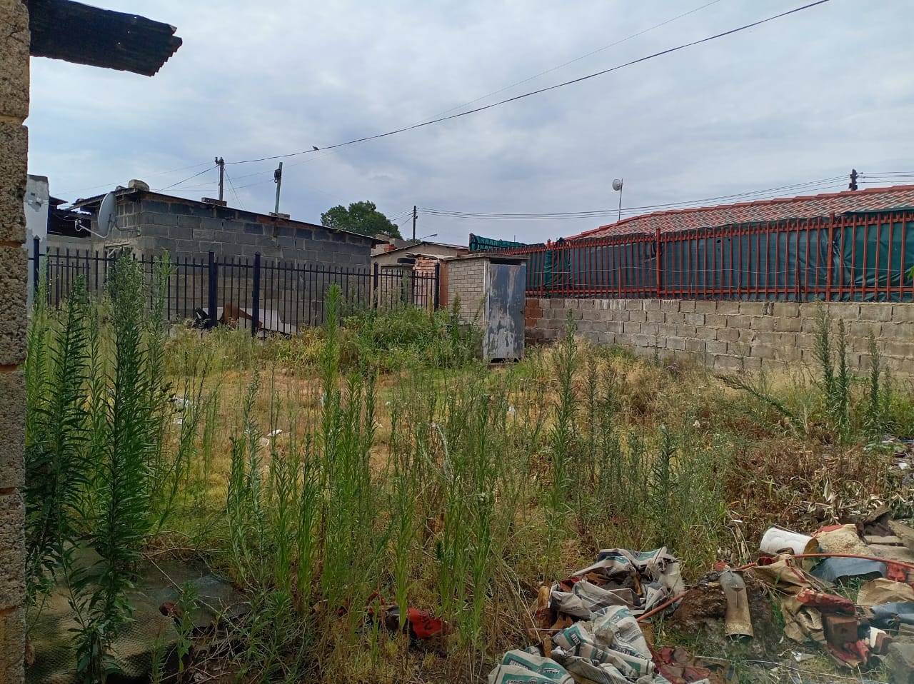 Two-Bedroom Home with Renovation Potential – Cash Purchase Only photo 5