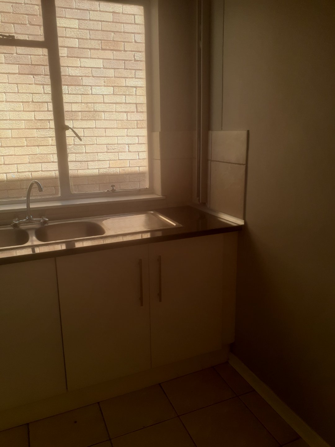 3 BEDROOM FLAT FOR SALE AT GLENBARRIE FLAT, NAVALSIG photo 3