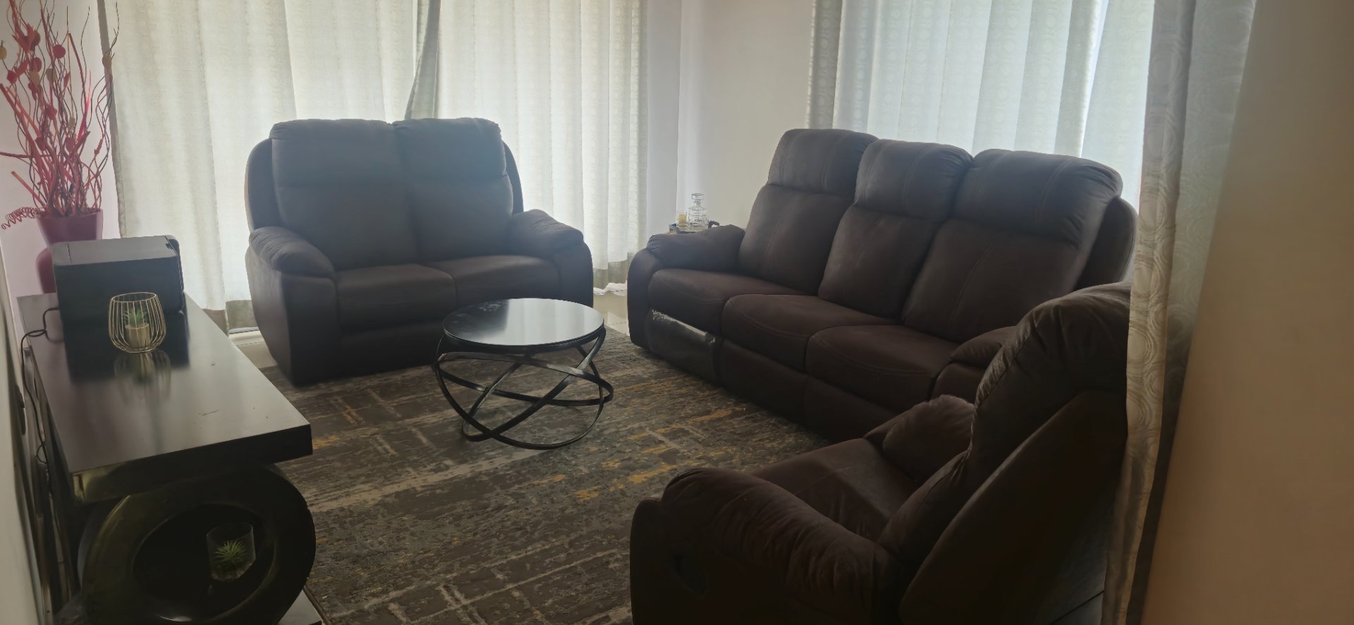 4 Bedroom House for sale in Heuwelsig photo 3