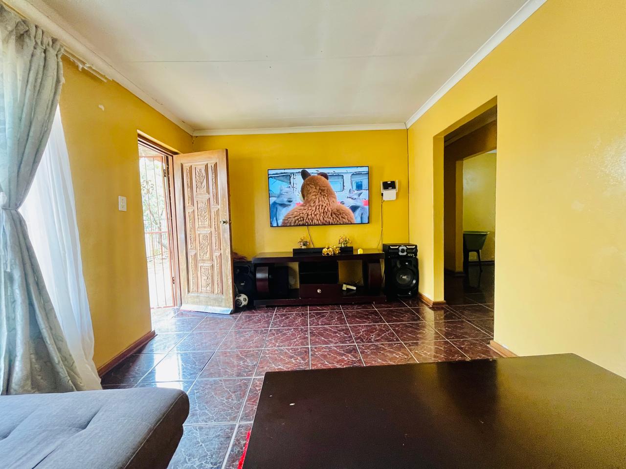 A house in H Section Botshabelo good for a family home or convert for investment. photo 3