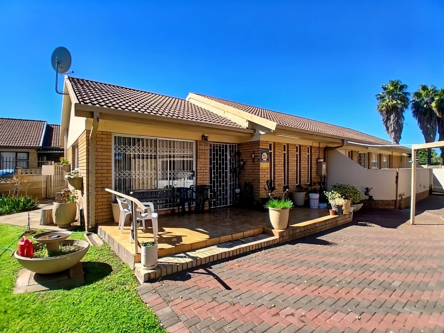 Well-Appointed Family Home with Pool, Lapa & Borehole in Fauna, Bloemfontein photo 5